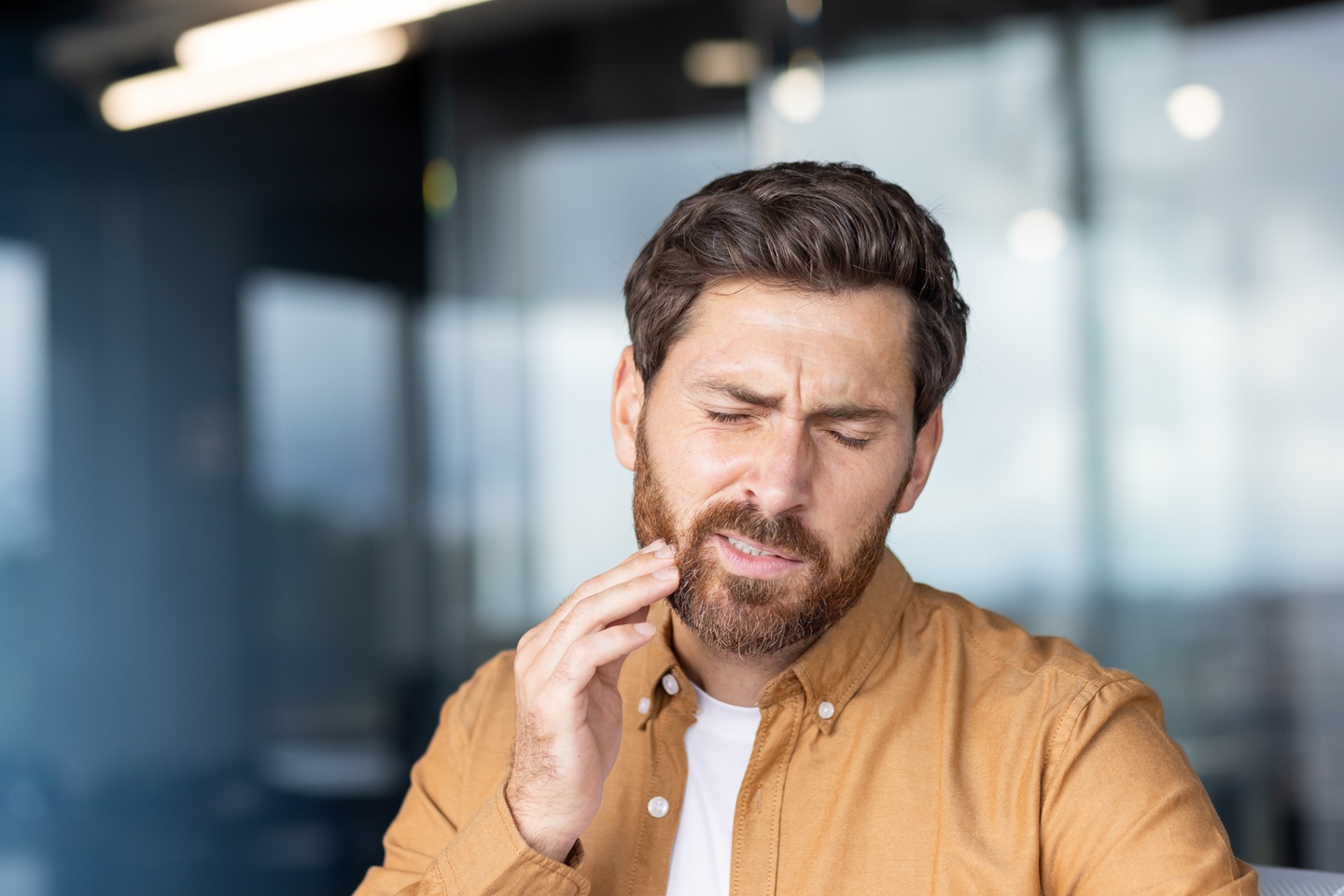 Severe Toothache? Causes and Emergency Care